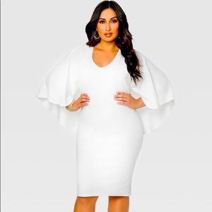 Plus Size Elegant White Cape Dress Size 22/24